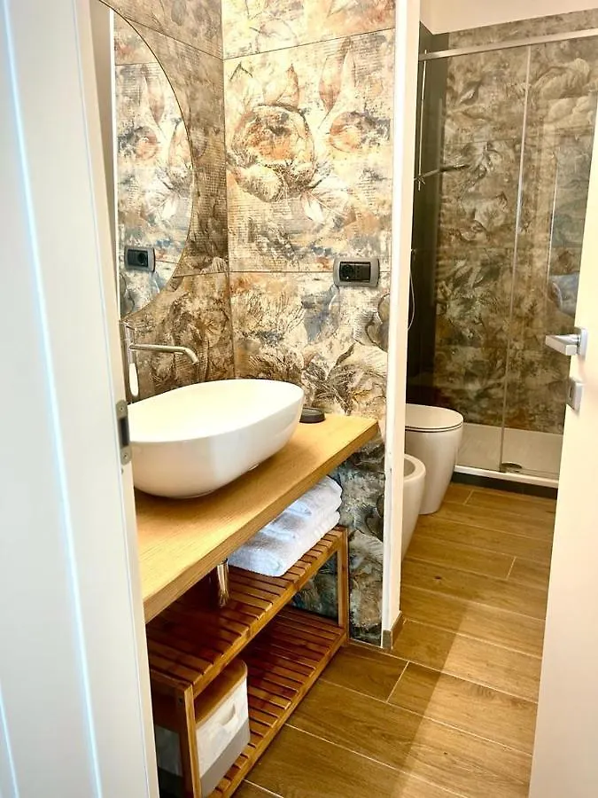 Opera Apartment Sarzana 0*,
